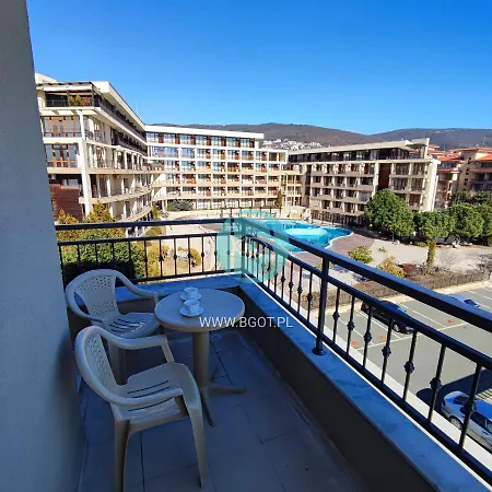 Sorrento Sole Mare - By The Свети-Влас