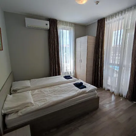 Sorrento Sole Mare - By The Свети-Влас