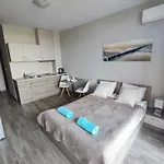 Sorrento Sole Mare - By The Apartment Sveti Vlas