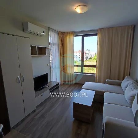 Apartment Sorrento Sole Mare - By The *
