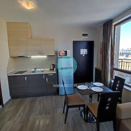 Sorrento Sole Mare - By The * Sveti Vlas