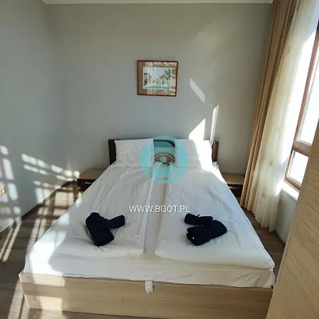Sorrento Sole Mare - By The Apartament Sveti Vlas