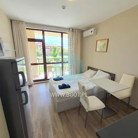 Apartment Sorrento Sole Mare - By The *