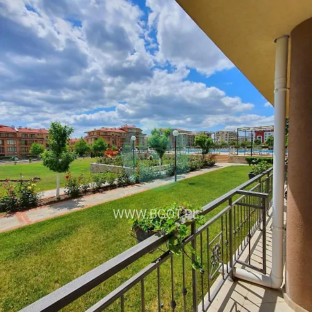 Apartment Sorrento Sole Mare - By The Sveti Vlas