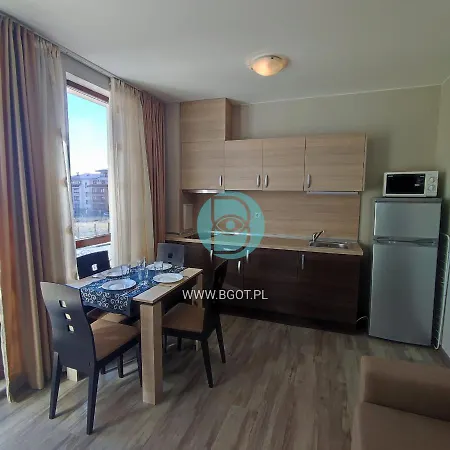 Apartment Sorrento Sole Mare - By The *