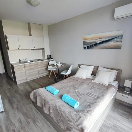 Sorrento Sole Mare - By The Apartment Sveti Vlas