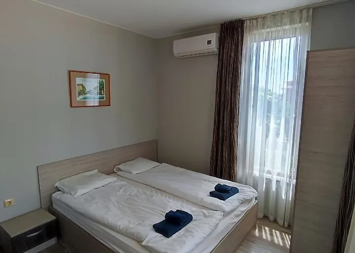 Sorrento Sole Mare - By The Appartement Sveti Vlas